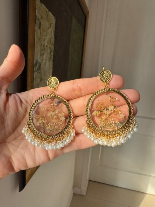 Nature in Glass – Clear Resin Flower Earrings